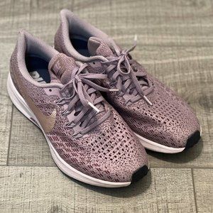 NIKE - Women's Running Pegasus 35 - Size 8